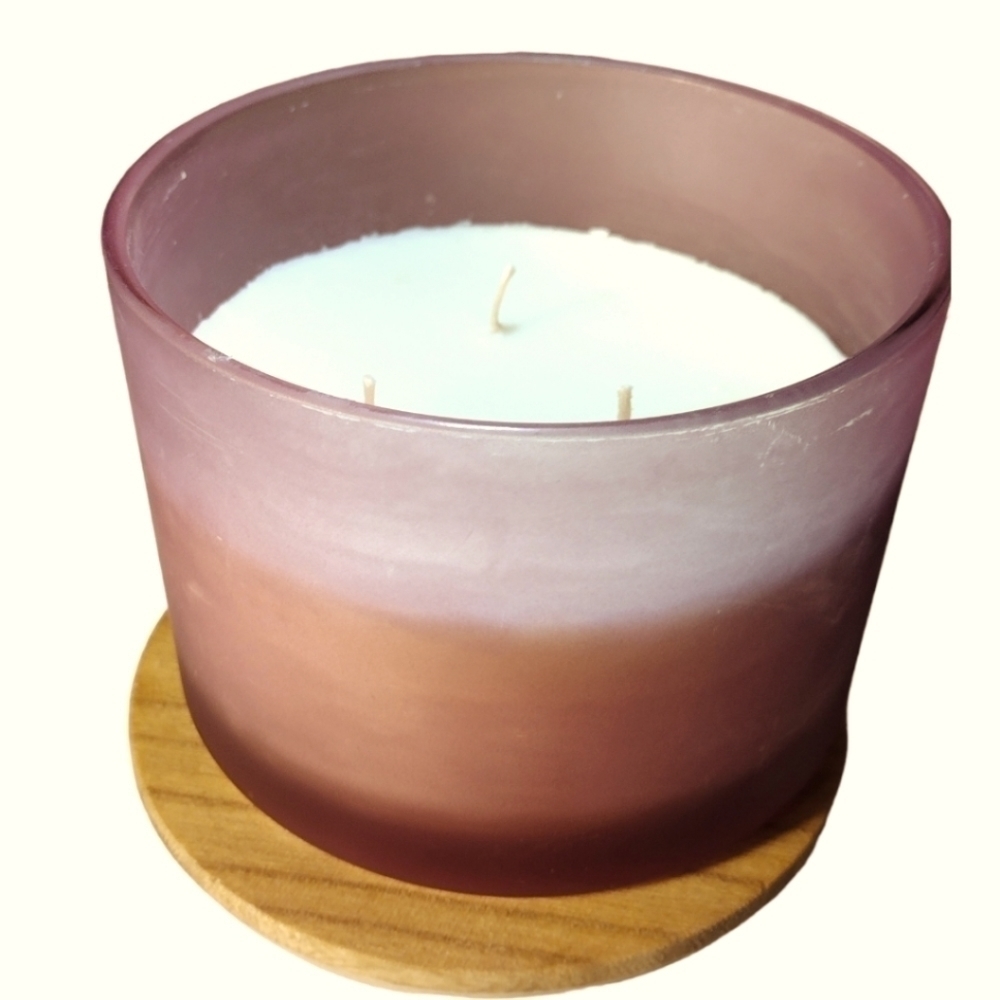 NEW lavender scented 3-wick candle.​​​​​​​